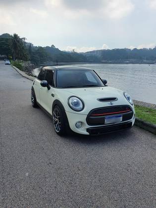 MINI COOPER 2.0 S TOP 16V TURBO GASOLINA 4P AUTOMÁTICO MINI COOPER 2.0 S TOP 16V TURBO GASOLINA 4P AUTOMÁTICO